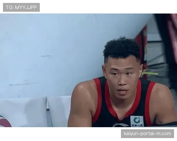 深圳贺希宁32分9篮板率队取胜 坦言球迷支持是前进动力